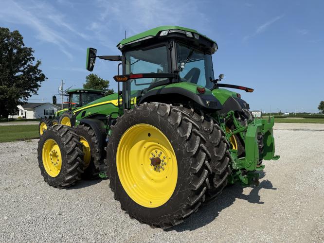 John Deere 8R 370