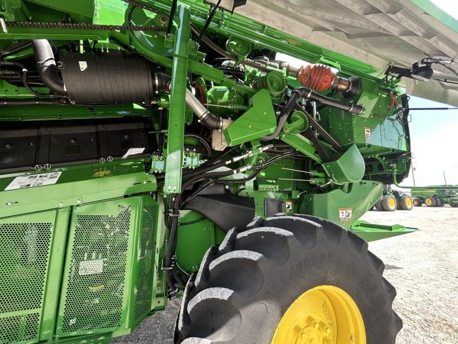 John Deere S770