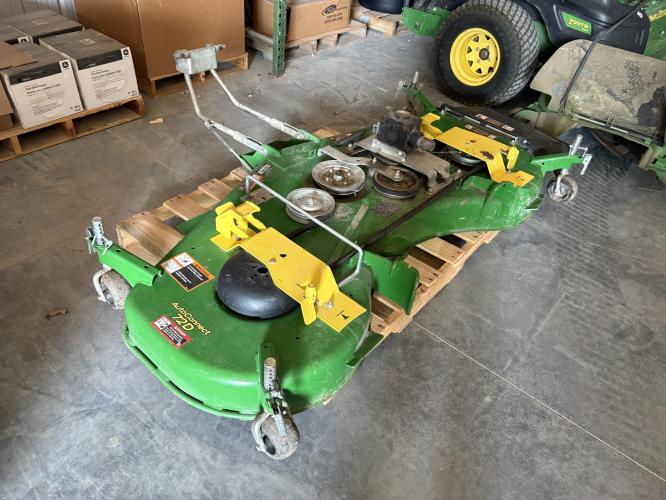 John Deere 72D