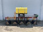 Dickey-john DICKEY VATOR HOODED ROW CROP CULTIVATOR