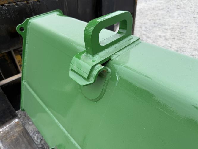 John Deere Heavy-Duty Bucket