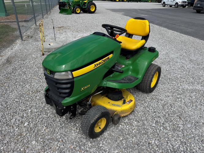 John Deere X304