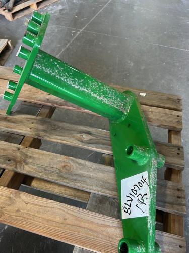 John Deere NEW BLV10704 MOUNTING FRAMES