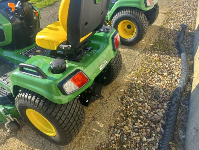 John Deere X730