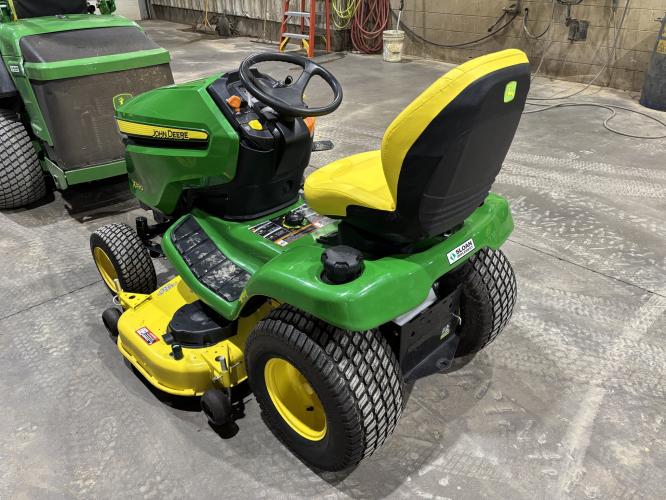 John Deere X390