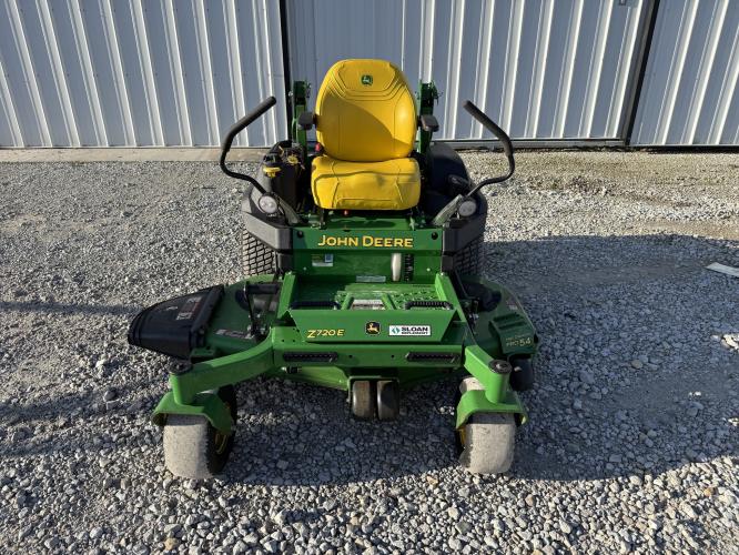 John Deere Z720E