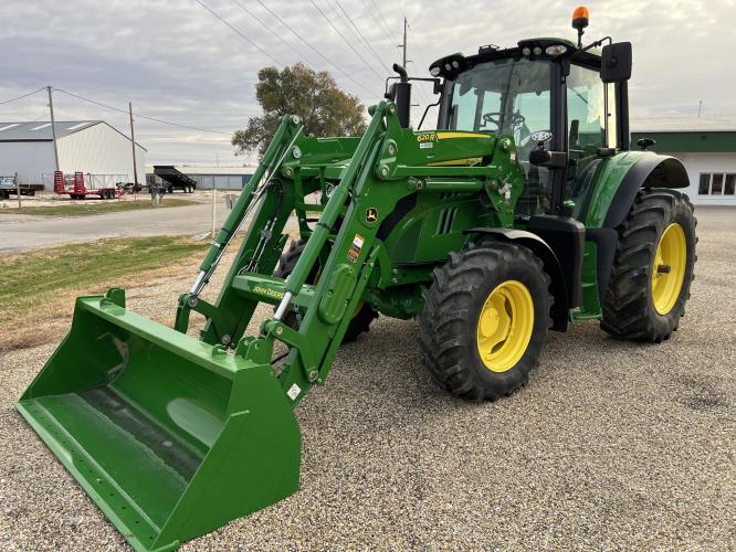 John Deere 6130M