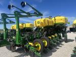 John Deere 1775NT