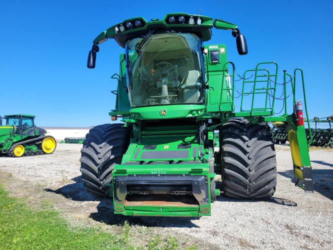John Deere S780