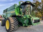 John Deere X9 1100