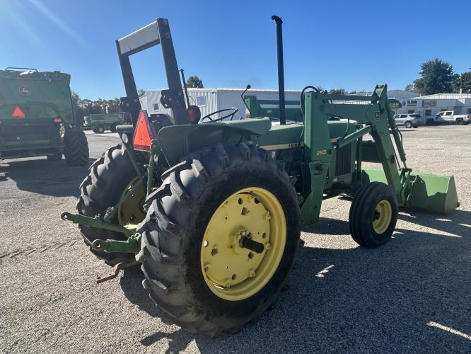 John Deere 2840