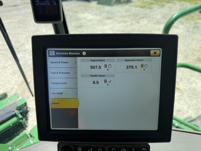 John Deere S760