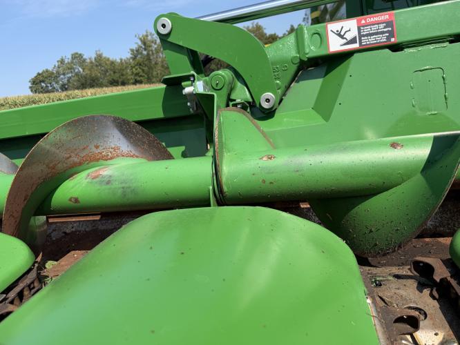 John Deere C12F