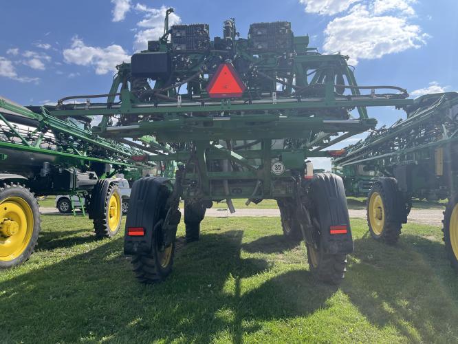 John Deere 412R