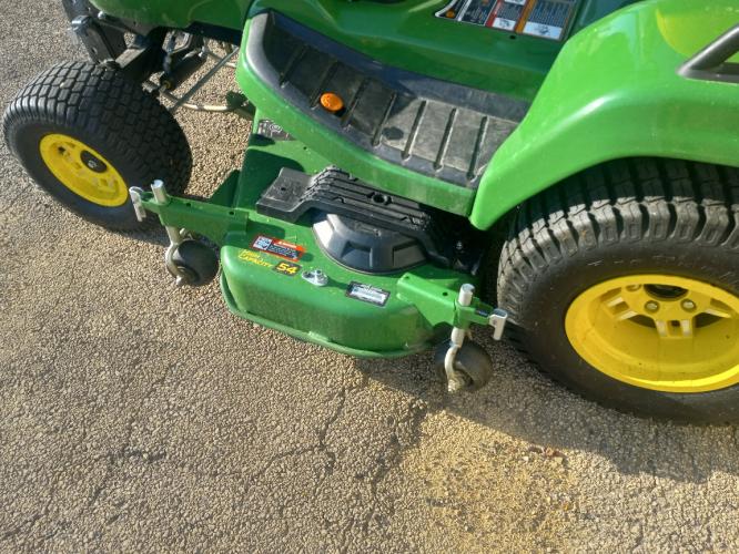 John Deere X730