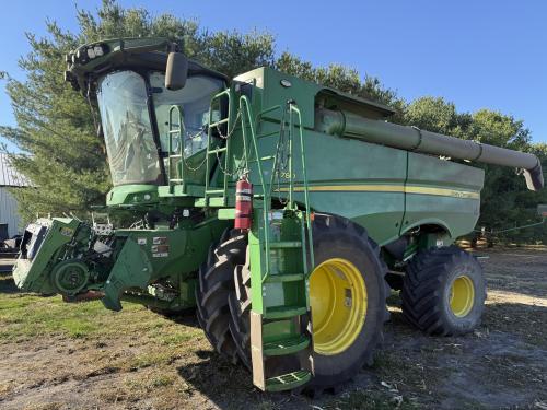 2022 John Deere S780
