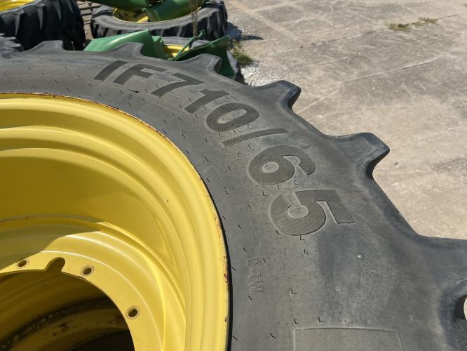 John Deere 4940