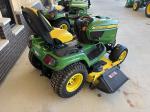 John Deere X758