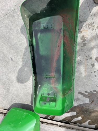 John Deere R242000 RH FENDER