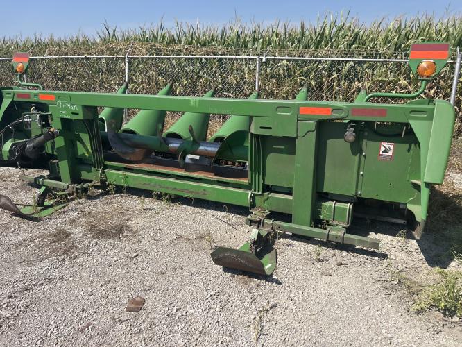 John Deere 606C