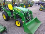 John Deere 2032R
