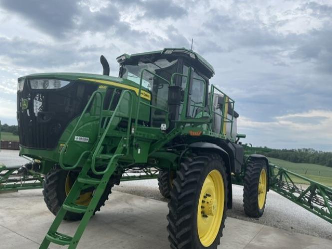 John Deere 412R