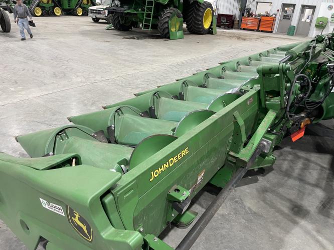 John Deere C12F