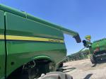 John Deere S790