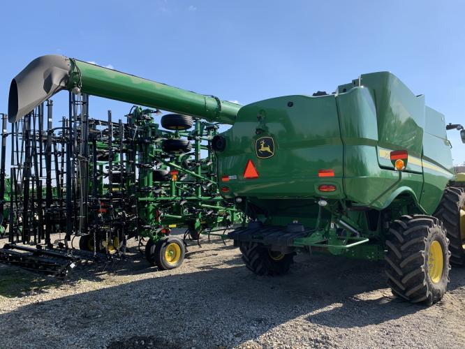 John Deere S780