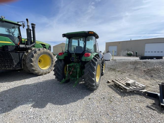 John Deere 5105M