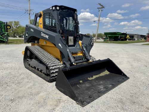  John Deere 333G