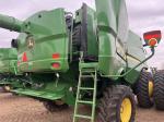 John Deere S770