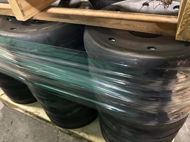 John Deere NEW TAKE OFF AA66604 PLANTER GAUGE WHEEL