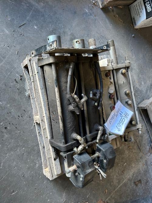  John Deere AA55508-AA116826 MASTER CYLINDER