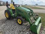 John Deere 3033R