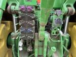 John Deere 8335R