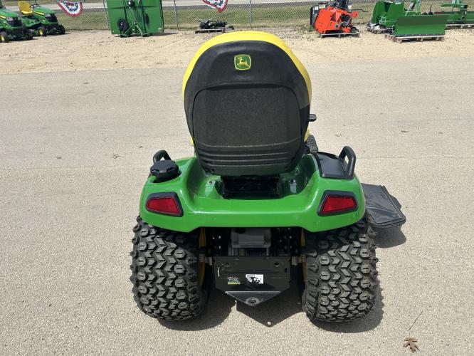 John Deere X590