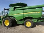 John Deere S660