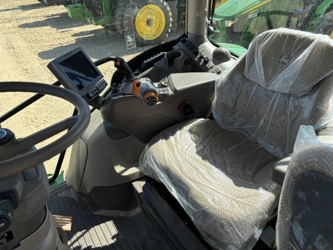 John Deere 6R 130