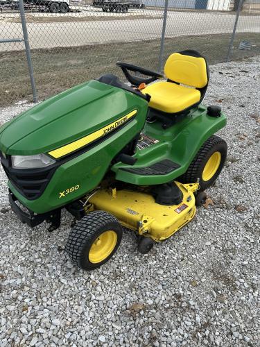 John Deere X380