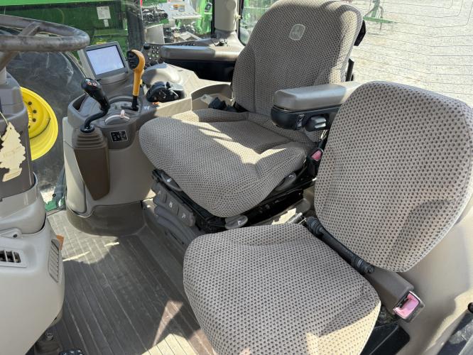 John Deere 6140R