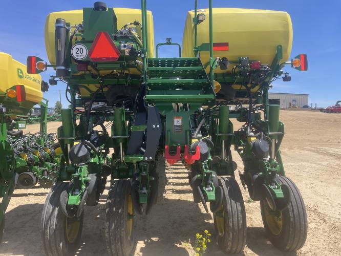 John Deere 1775NT