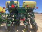 John Deere 1775NT