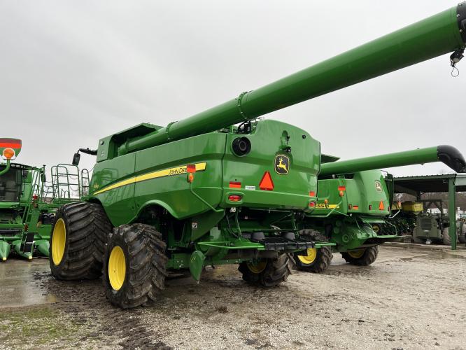 John Deere S790