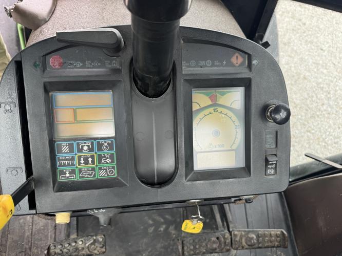 John Deere 4560