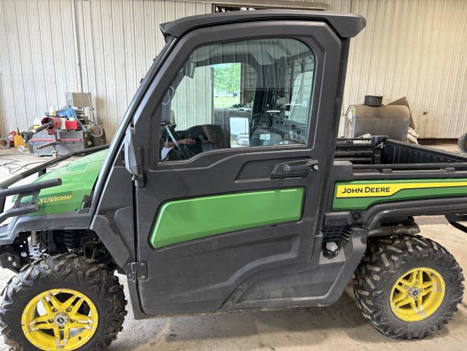 John Deere XUV 835M