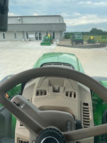 John Deere 6155M