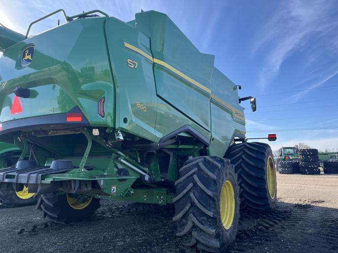 John Deere S7 800