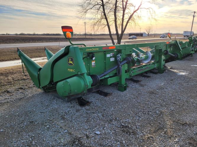 John Deere 708C