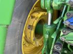 John Deere 8235R